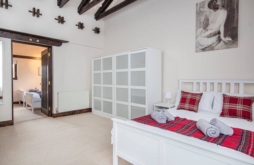 Inverarnie Maison | Belle propriété conçue par Charles Rennie Mackintosh dans les Highlands écossais