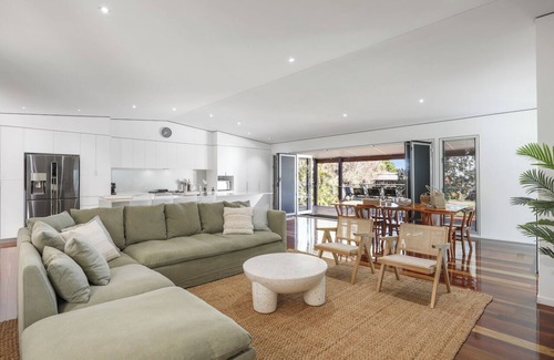 Amity Point Maison | Beautiful Property with all bedrooms with ensuites