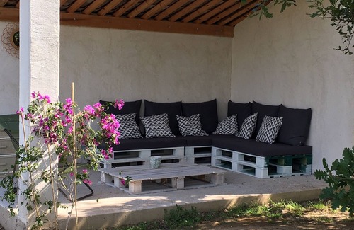 Cabries Maison | Beautiful Provencal pool house 4000 m2 of land in the countryside