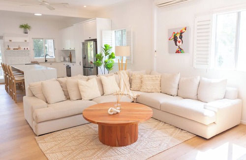Bulimba Maison | Beautiful Queensland Getaway | In the Heart of Bulimba