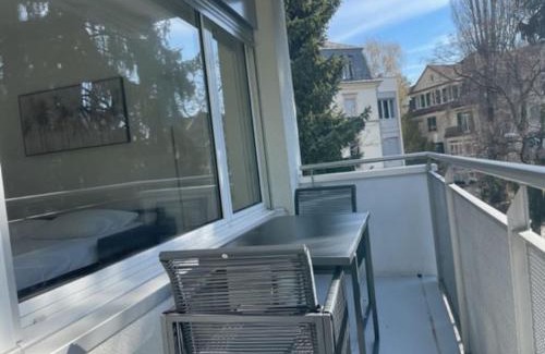 Hirslanden Appartement | Beautiful, quite and very central 2 bedroom flat (Sky6)