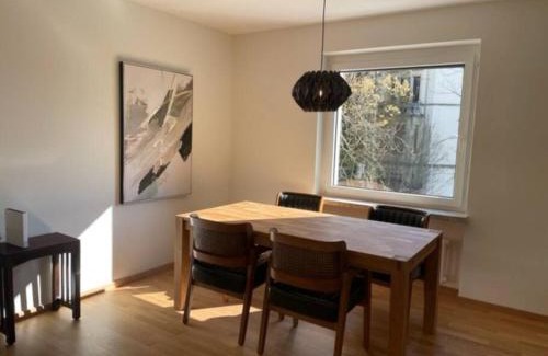 Hirslanden Appartement | Beautiful, quite and very central 2 bedroom flat (Sky6)
