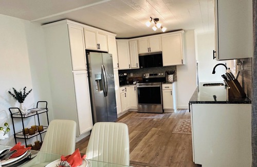 West Goshen Maison | Beautiful Rancher-Style Home - Pet Friendly