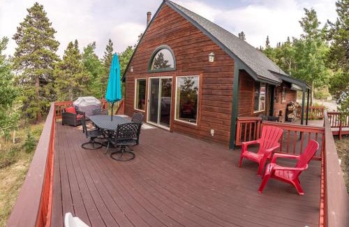 Warm Springs Maison | Beautiful Relaxing Home in Warm Springs Ranch - Misty Mountain Hideaway