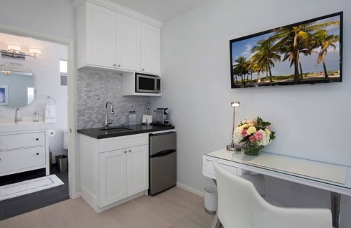 Ocean Park Appartement | Beautiful renovated studio close to the ocean.