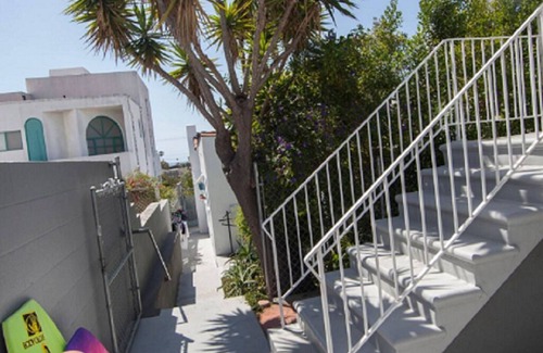 Ocean Park Appartement | Beautiful renovated studio close to the ocean.