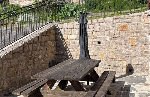 Meyrueis Maison | Beautiful renovated barn in a small Cévennes hamlet near the Grands Causses.