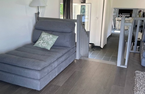 Beynat Maison | Belle grange rénovée avec piscine privée 9mx4m chauffée, vue sur la vallée