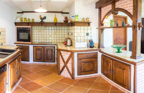 Gourbit Maison | Magnifique maison en pierre rénovée avec grand jardin au Coeur des Pyrénées