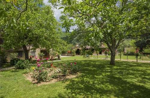 Cortona Villa | Belle villa en pierre rénovée - piscine privée, parc, climatisation, TV55 ''