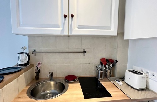 Thiers Appartement | Beautiful renovated studio carré d'or