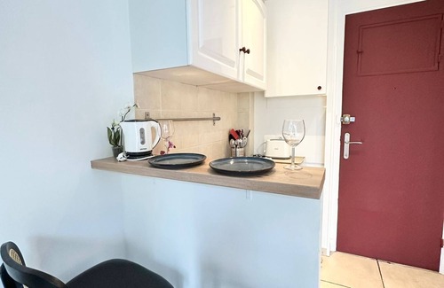 Thiers Appartement | Beautiful renovated studio carré d'or