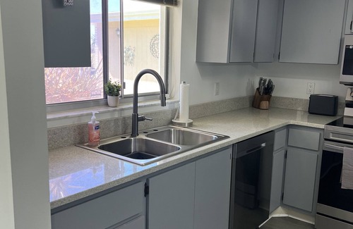Villas Villa | Beautiful renovated split duplex in quiet, safe, small community!
