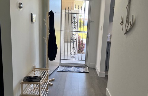 Villas Villa | Beautiful renovated split duplex in quiet, safe, small community!