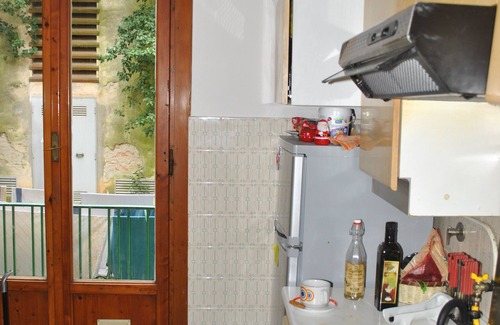 Oltrarno Appartement | Belle chambre entourée de verdure et très lumineuse, avec jardin.