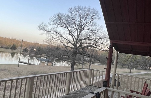 Oakland Cabine | Beautiful Rustic Cabin at Enid Lake, near Grenada Lake, Sardis Lake & Ole Miss