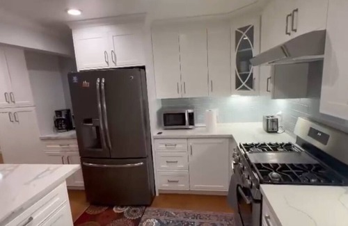 Walnut Creek Maison | Beautiful safe family oriented quite and relaxing house with all Ammunities.
