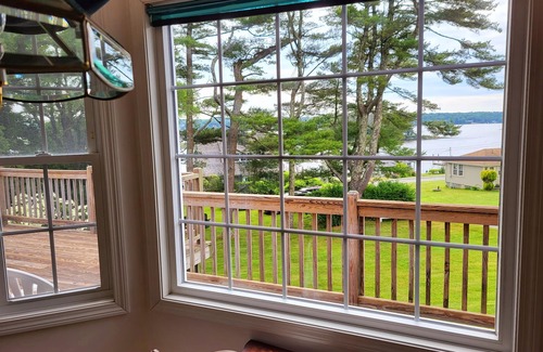 Westport Maison | Belle 'Saltbox Cape Cod »avec Vues de l'eau sur 3 niveaux