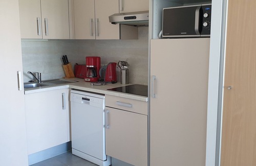 Concarneau Appartement | Bel appartement Vue mer à Concarneau aux Sables blancs, Piscine Commune Chauffée
