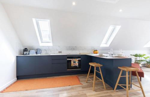 Mangotsfield Maison | Beautiful Self Contained Loft Studio Home in Rural Toddington