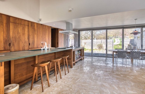 Shorewood Maison | Beautiful Shelter Island/Hamptons Beach House Monthly Rental
