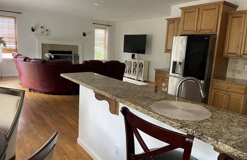 Carmel Maison | Beautiful Single Family Home 4 Bed 2.5 Bath
