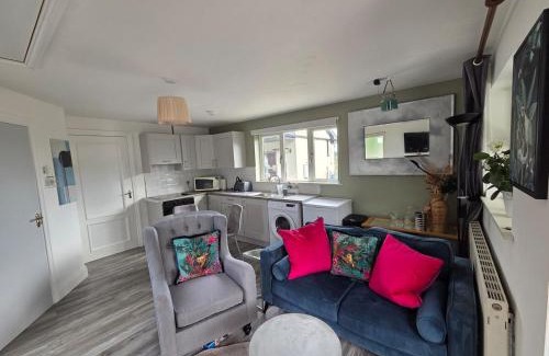 Mallow Maison | Beautiful small home