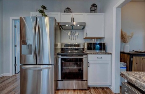 Merion Village Maison | Beautiful South-Side Stay