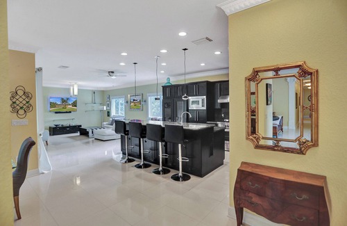 Southwest Ranches Villa | Beautiful spacious villa, close to entertainment, shopping ,Miami/ FtLauderdale