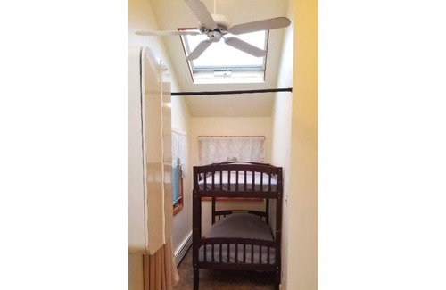 Long Beach Appartement | Beautiful, Warm and Spacious Home near the Beach!