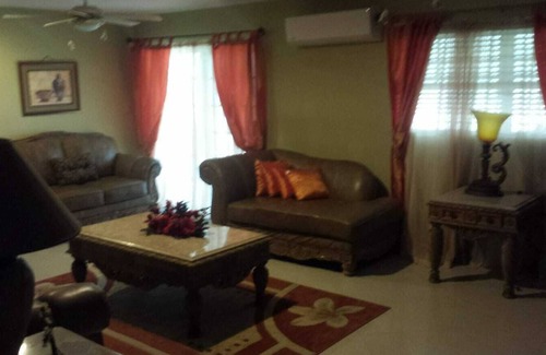 Windsor Park Maison | Beautiful Spacious Luxurious Home