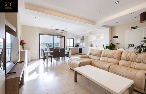 Tal-Ghoqod Appartement | Beautiful, spacious 3BR home with private Balcony
