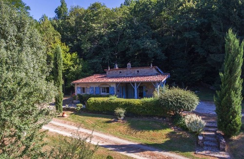 Bruniquel Cottage | Belle maison en pierres dans un grand parc, piscine chauffée, calme assuré