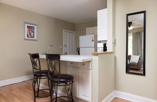 Saratoga Springs Appartement | Beautiful studio apartment in Saratoga - short walk to downtown