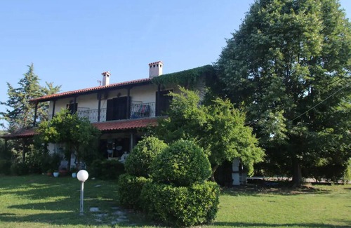 Mikra Mandinia Maison | Beautiful studio with garden