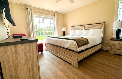 Argyle Shore Copropriété | Beautiful suite located just outside Cavendish! Newly constructed w/ fireplace