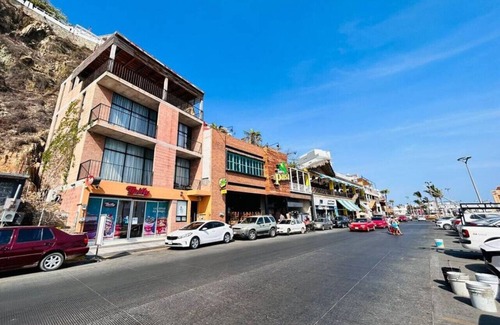 Balcones de Loma Linda Appartement | Beautiful Suite on Malecón with ocean views!