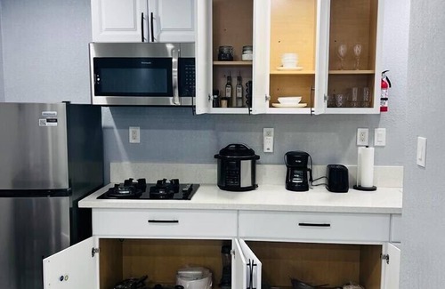 Paradise Appartement | Beautiful suited with separate entrance
