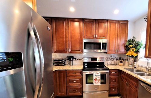 Apollo Beach Copropriété | Beautiful Sunsets! One level living w/some handicap grabrails