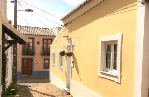 Figueira Cottage | Beau chalet d'une chambre à coucher rénové dans un village traditionnel