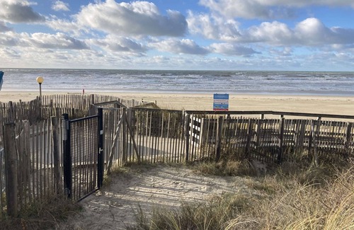 Berck-sur-Mer Appartement | Superbe T2 à Berck-Plage - Balcon, Parking Privé et Accès Plage