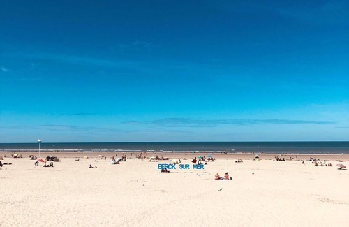 Berck-sur-Mer Appartement | Superbe T2 à Berck-Plage - Balcon, Parking Privé et Accès Plage