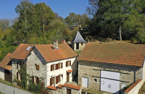 Dontreix Autre | Belle ferme traditionnelle française