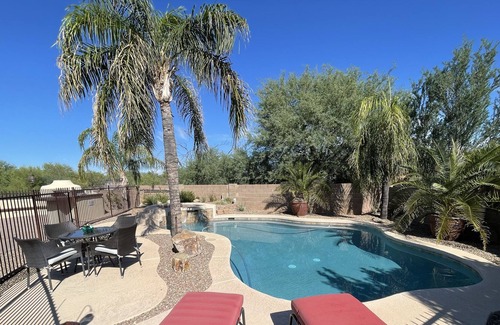 Casas Adobes Maison | Beautiful Tucson Oasis, fenced pool, fully fenced yard