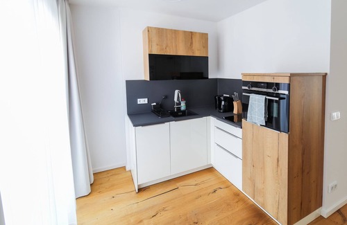 Friedrichshain Appartement | Beautiful two-room apartment on the 4th floor with lots of space