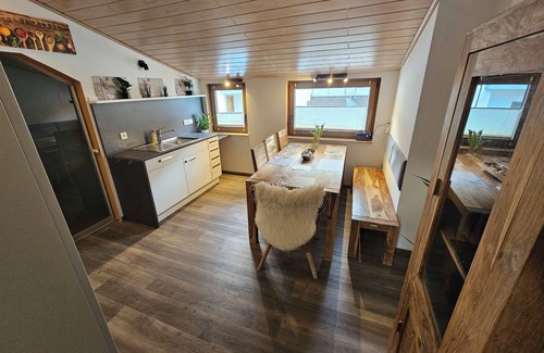 Bad Konig Appartement | Beautiful vacation apartment on the edge of the forest with three bedrooms.