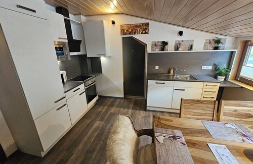 Bad Konig Appartement | Beautiful vacation apartment on the edge of the forest with three bedrooms.