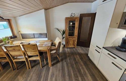 Bad Konig Appartement | Beautiful vacation apartment on the edge of the forest with three bedrooms.