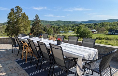 Caroline Maison | Beautiful Valley View 10 min from Cornell