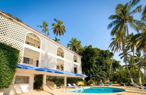 Pichilingue Maison | Beautiful Villa Aldila with Direct Beach Access in Acapulco